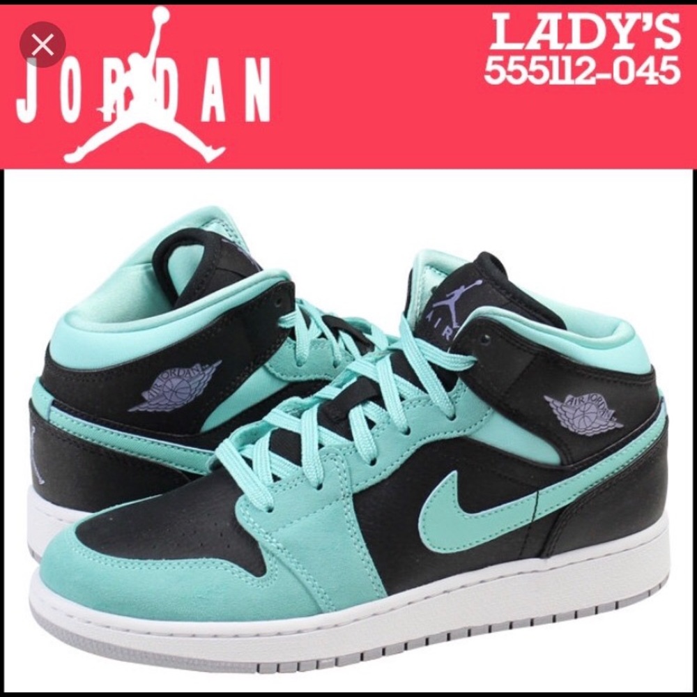 Sneaker