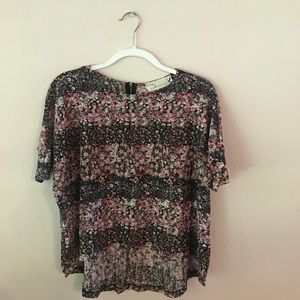 Floral print blouse