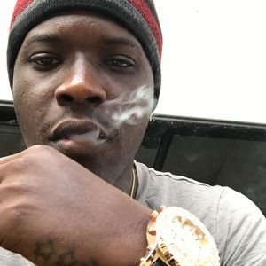 Meet your Posher, Lloyd