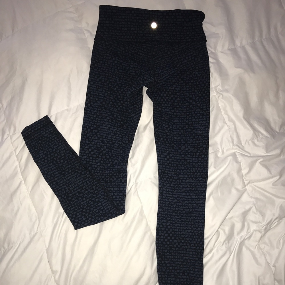 Lulu lemon leggings! Size 4