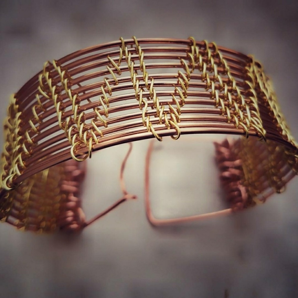 Handmade Wire Bracelet - Picture 4 of 4