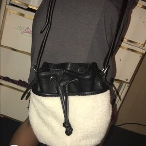 Sling purse