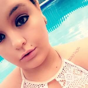 Meet your Posher, Johnna