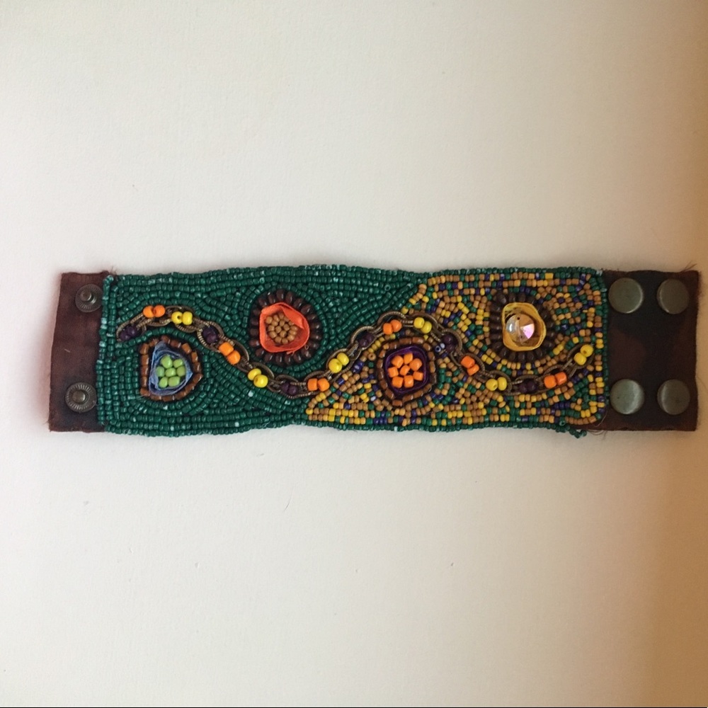 ADORABLE cuff bracelet