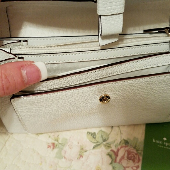 Kate Spade Wallet - Picture 4 of 4