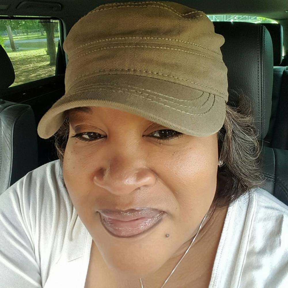 Meet your Posher, Valarie