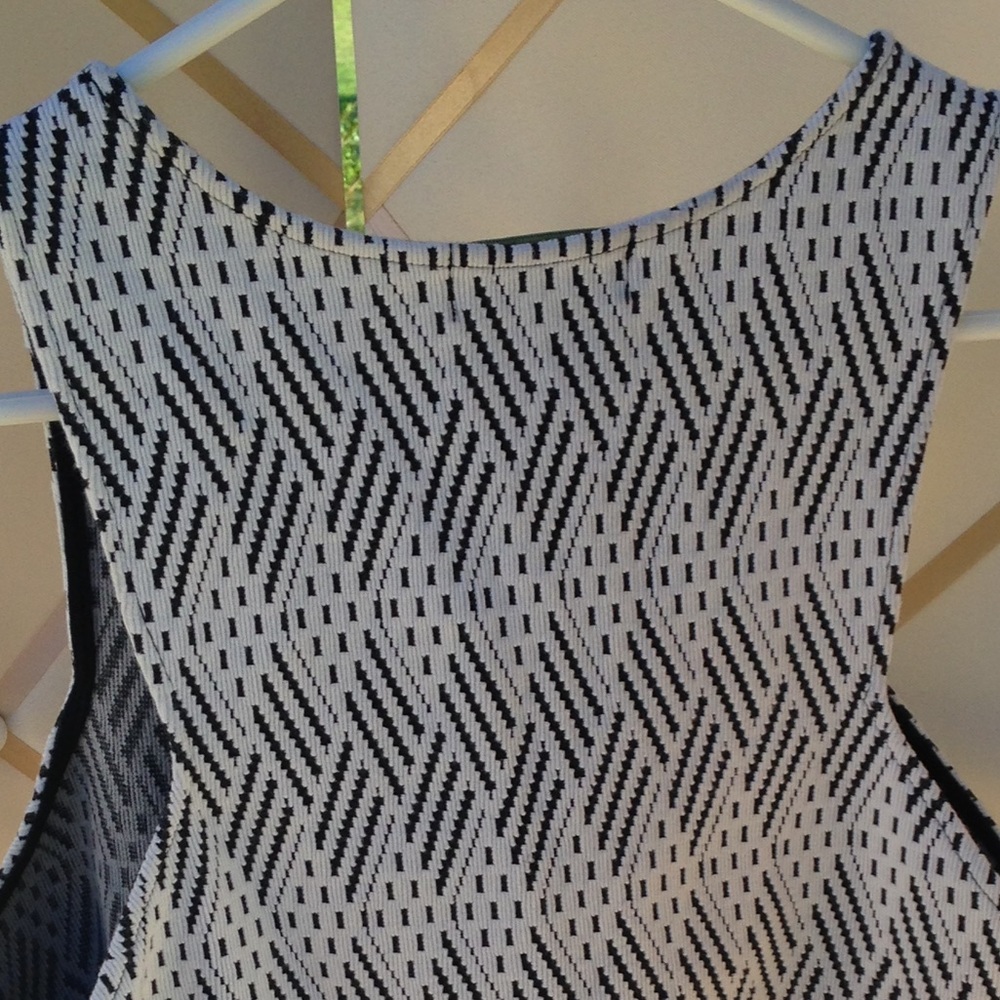 Crop Top - Picture 5 of 5