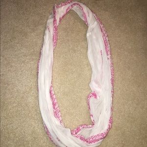infinity scarf
