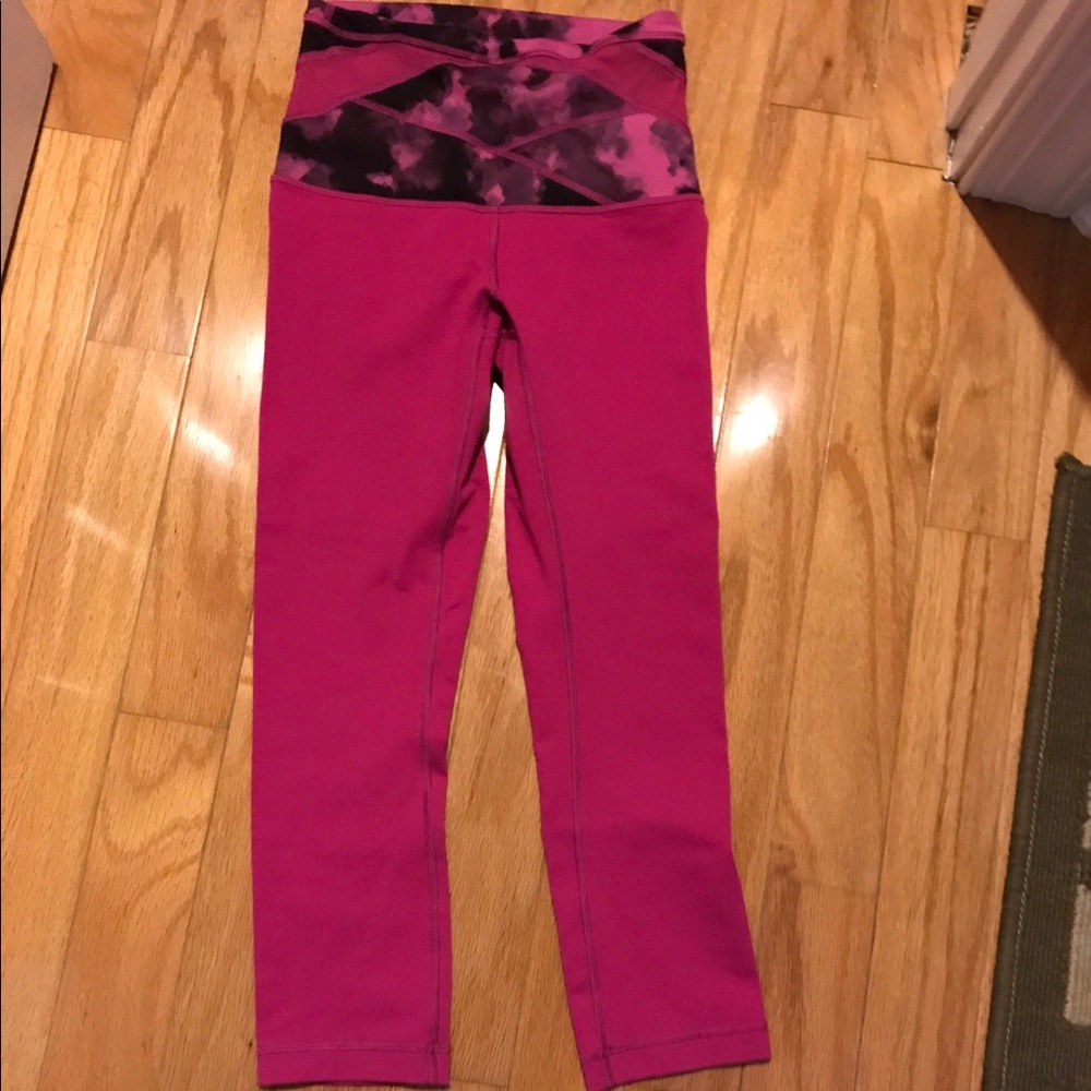 Lululemon High Waisted Crops Size 4