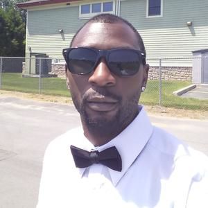 Meet your Posher, Hakeem