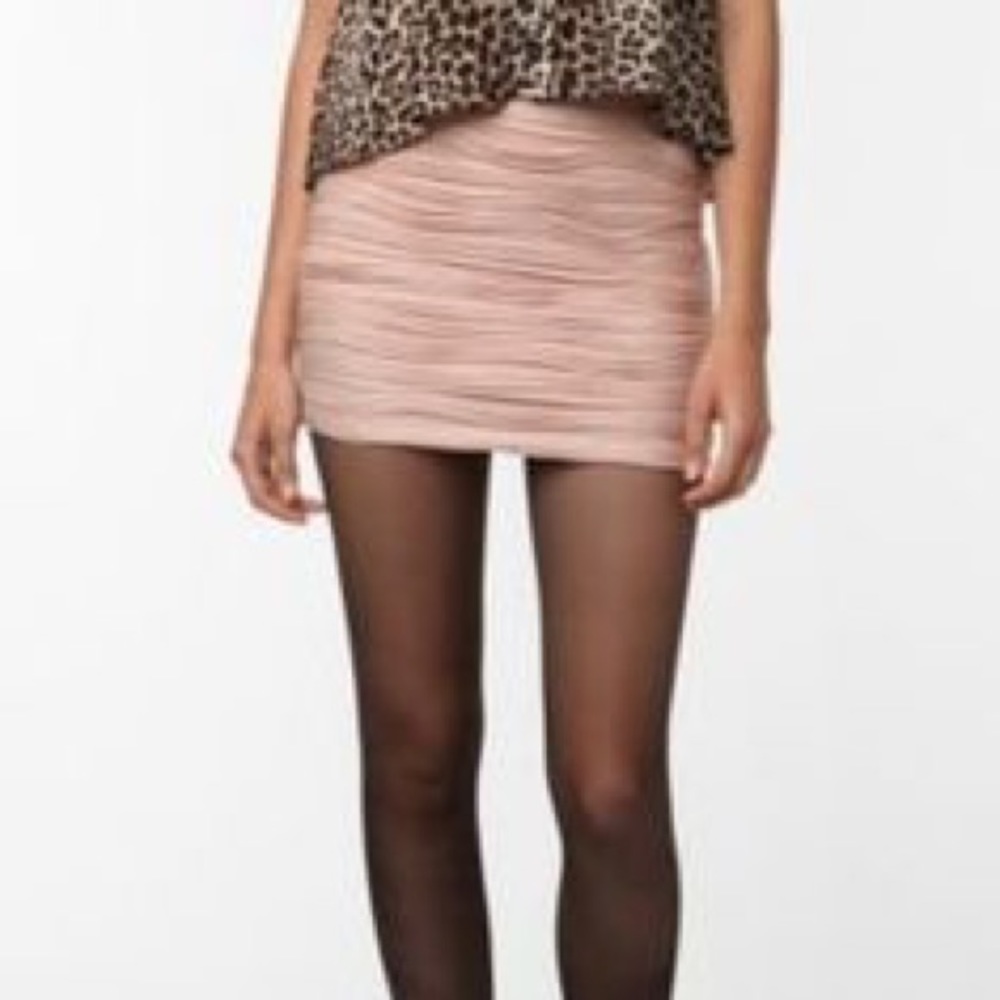 UO SPARKLE & FADE Textured Soft Pink Stretch Skirt