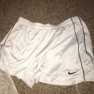 White nike shorts