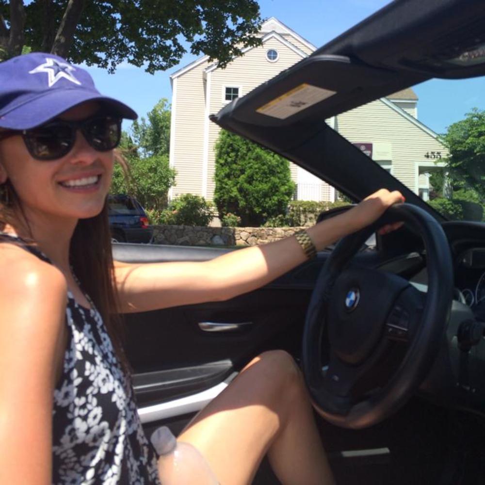 Meet your Posher, Cynthia