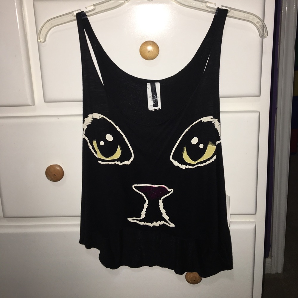 Cat eye print crop top