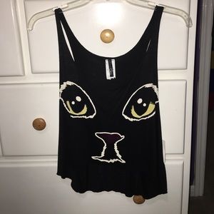 Cat eye print crop top