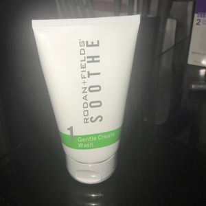 Rodan and Fields soothe gentle cream wash