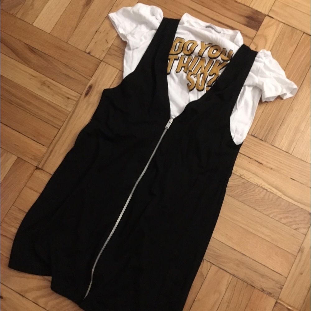 NEVER WORN ZARA zipper down tshirt dress