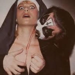 Meet your Posher, Chrissy