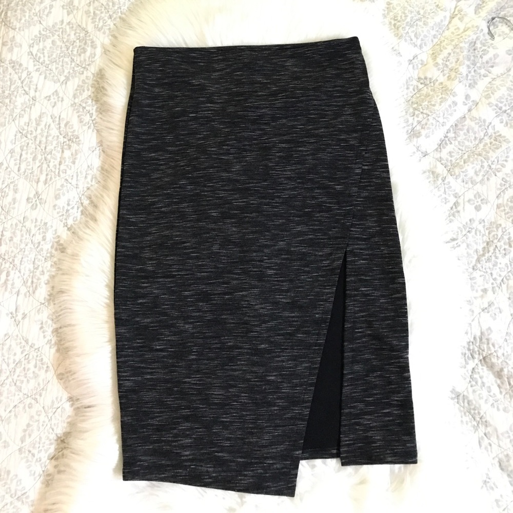 ROMEO + JULIET Asymmetrical Pencil Skirt Dark Gray