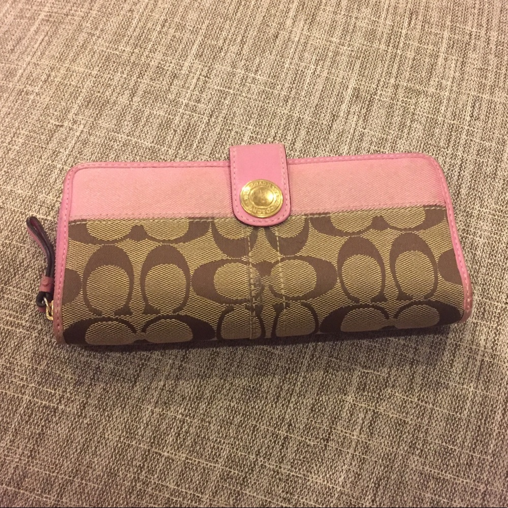 Coach wallet