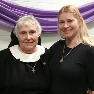 Meet your Posher, Marianne