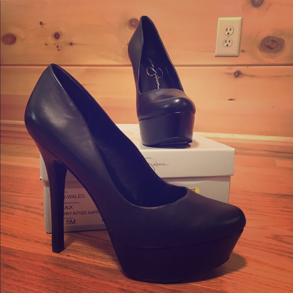 Jessica Simpson Wanelo Pumps