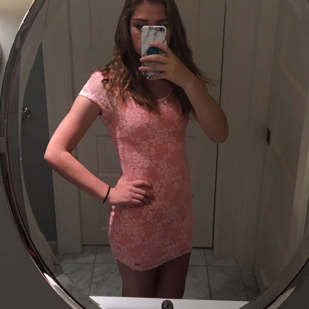 Pink lacy body on dress