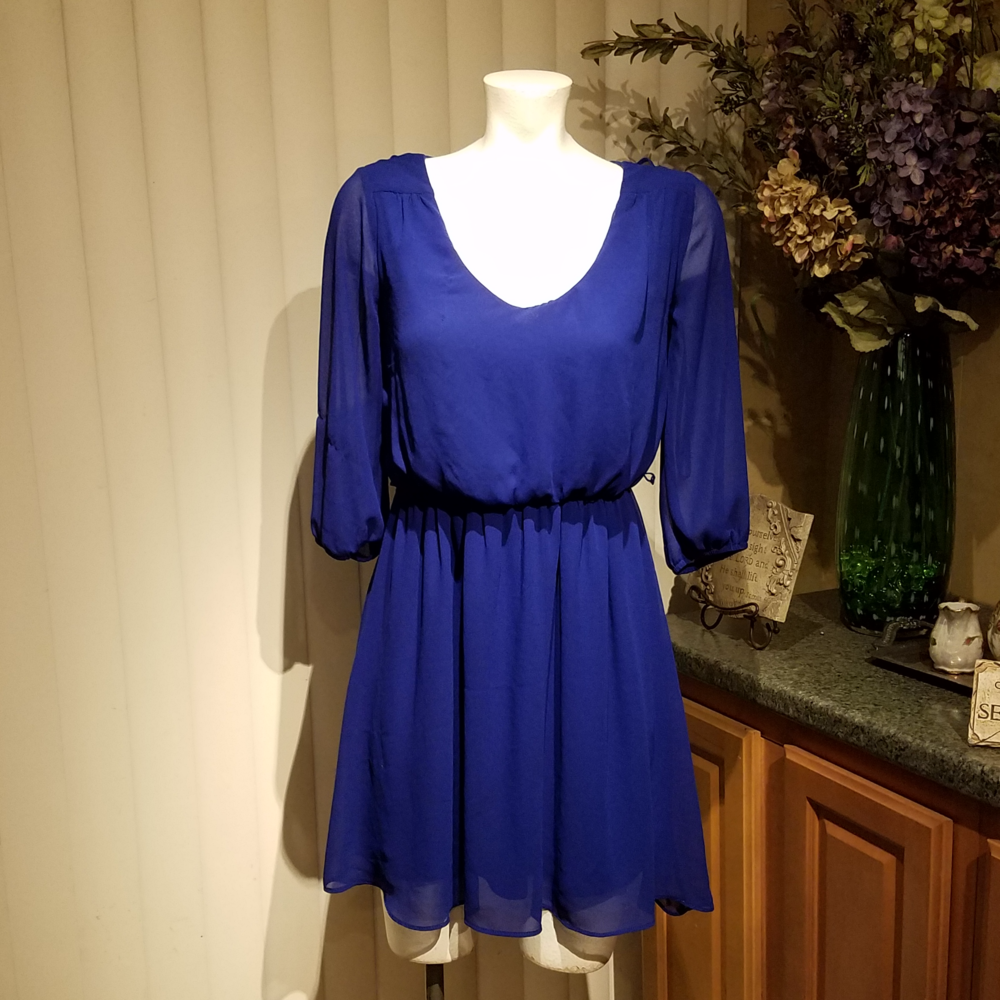 Super Cute BCX Chiffon Cut-Out Casual Dress