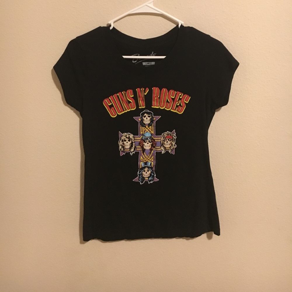 Black graphic tee