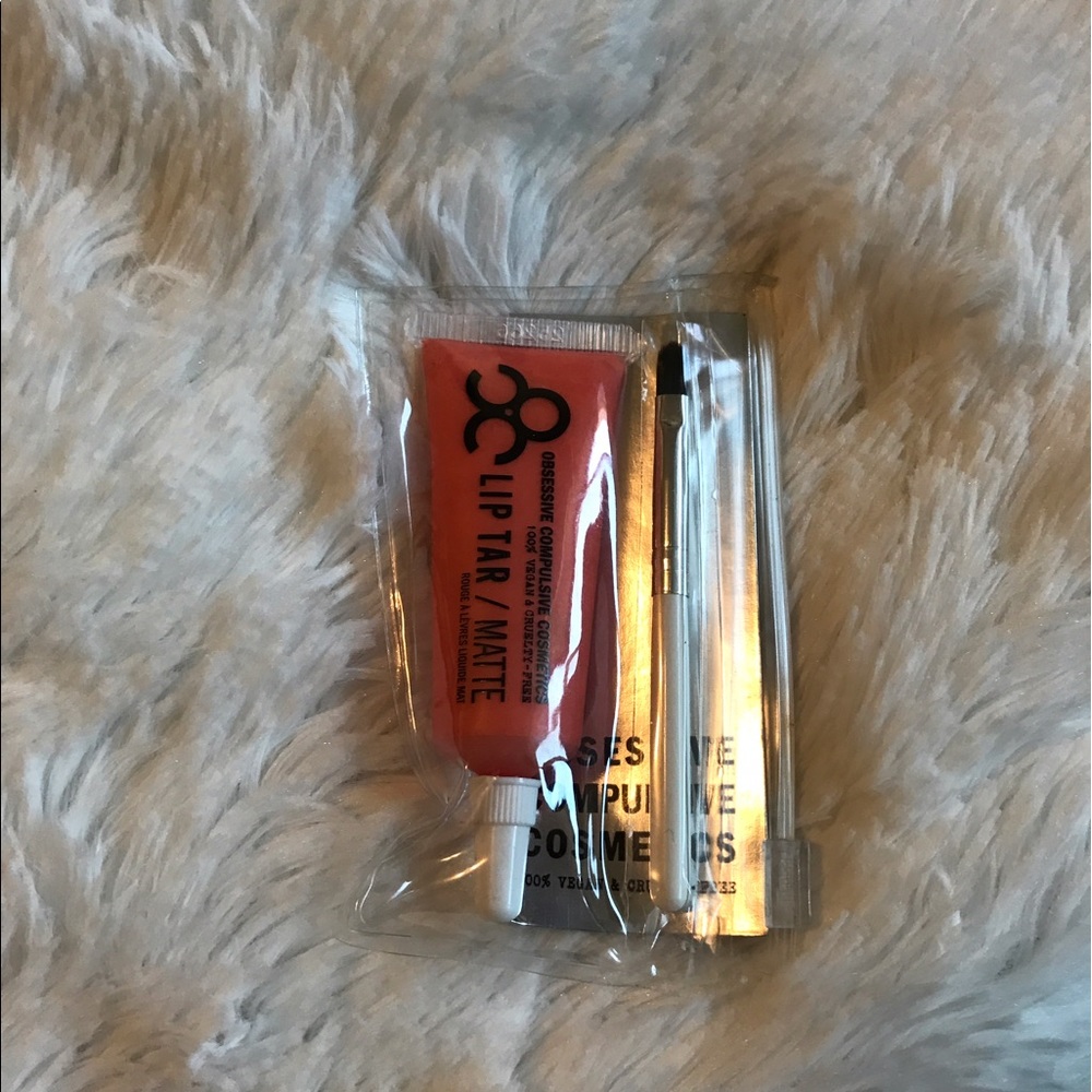 Lip tar matte full size
