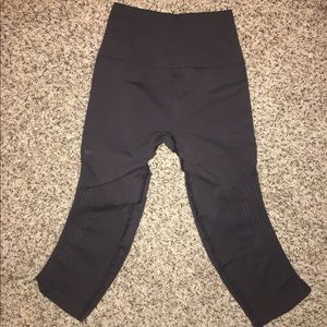 Lululemon flow and go leggings!