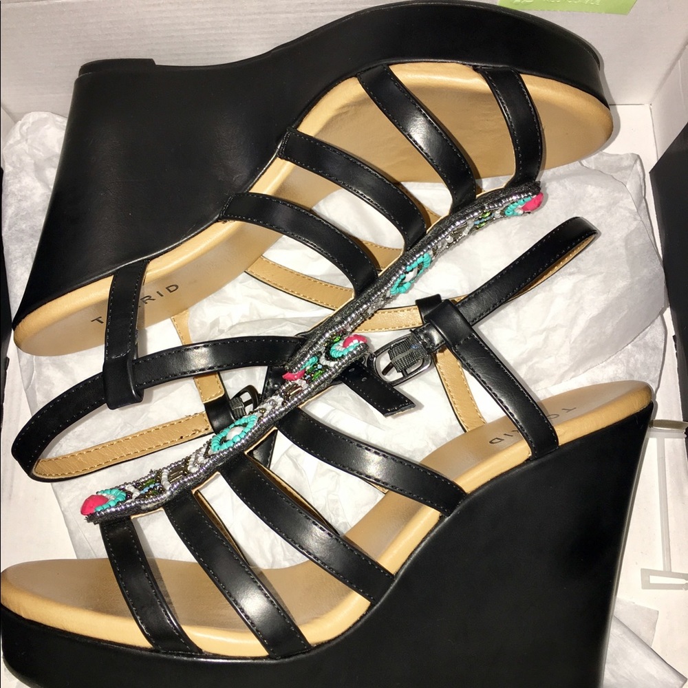Torrid Beaded Platform sandals size 9W