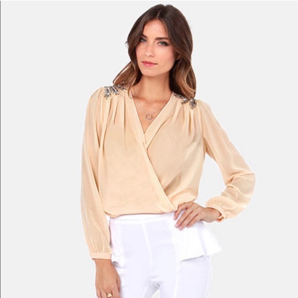 Beaded peach top