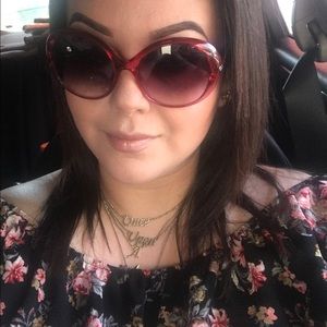 Meet your Posher, Ethel