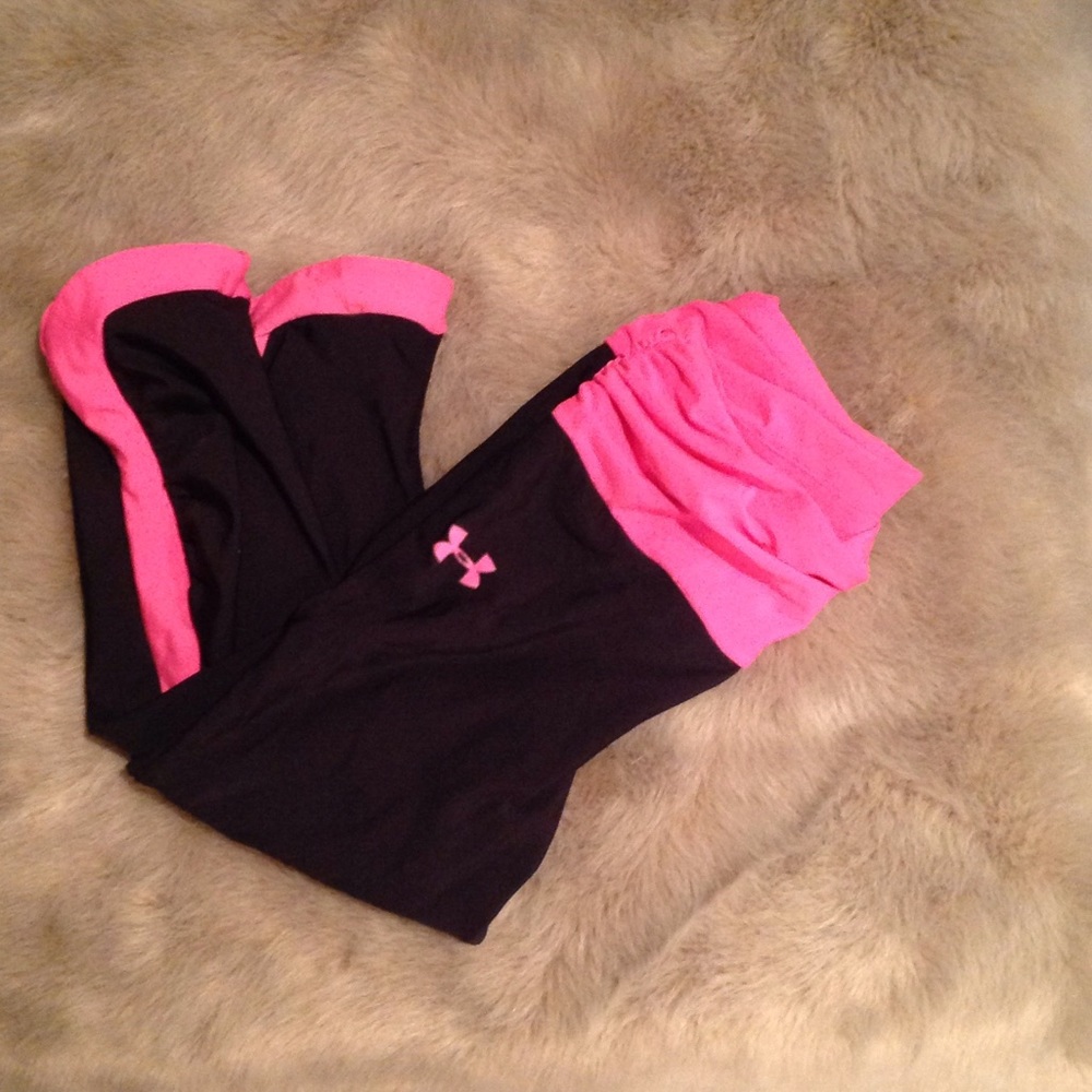 UNDER ARMOUR black pink cropped workout legging