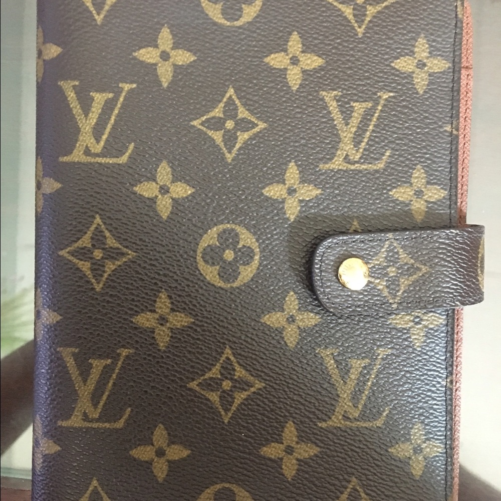 AUTHENTIC Louis Vuitton Day Planner 5x7