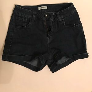 Kensie Mid Rise Jean Shorts