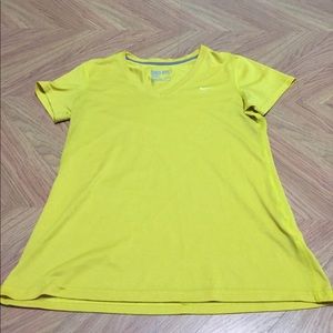 Nike tshirt