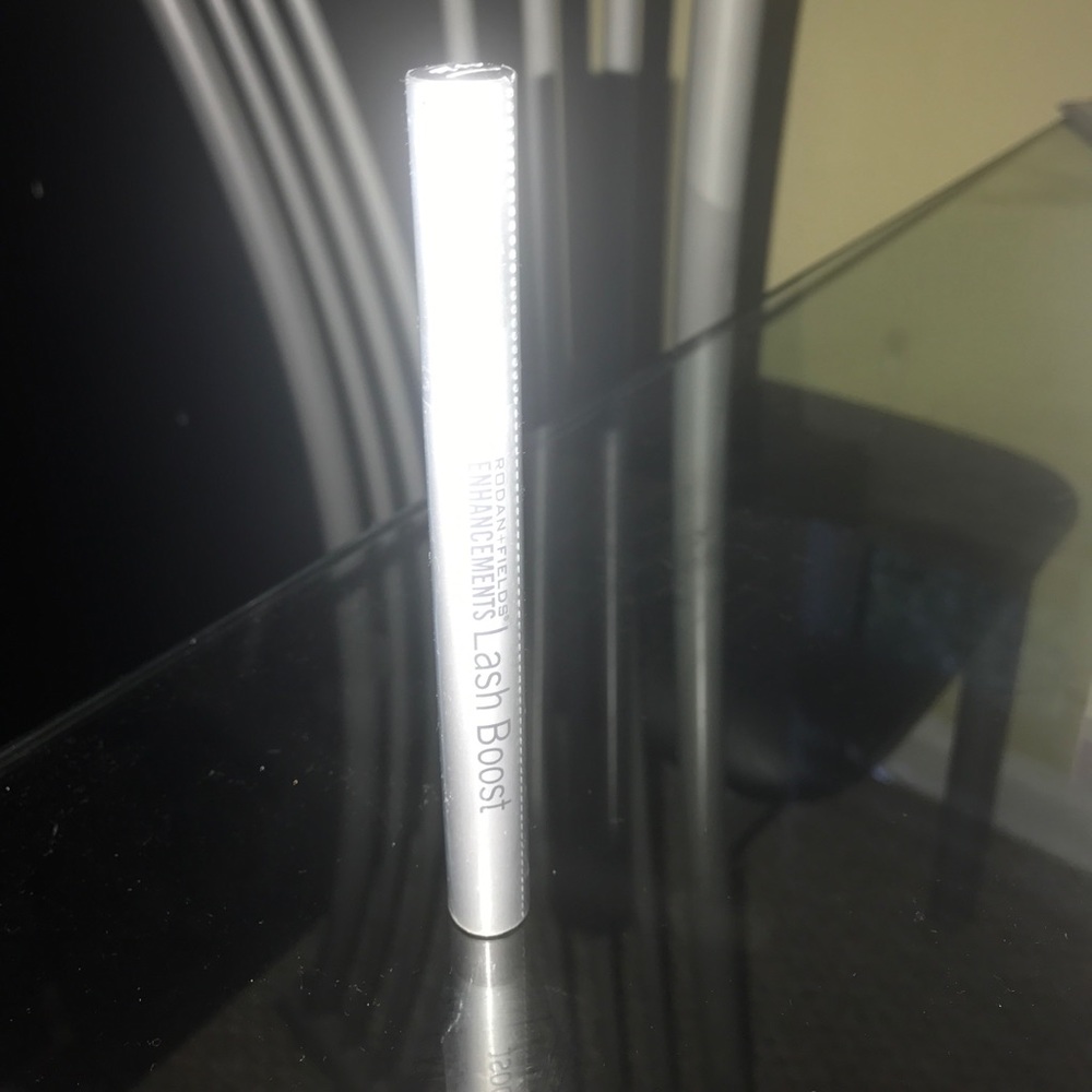 Rodan and Fields Lash boost