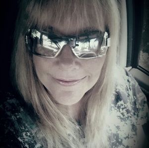 Meet your Posher, Jodi