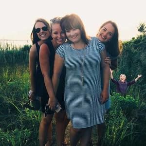 Meet your Posher, Emily