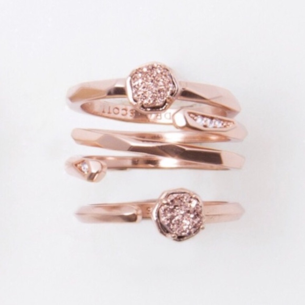Kendra Scott Ring Set (rose gold)
