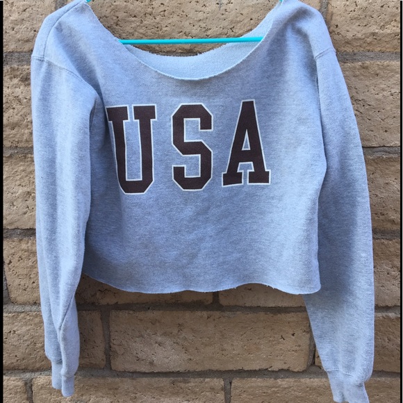 Brandy Melville Sweaters - Vintage USA long sleeve crop top