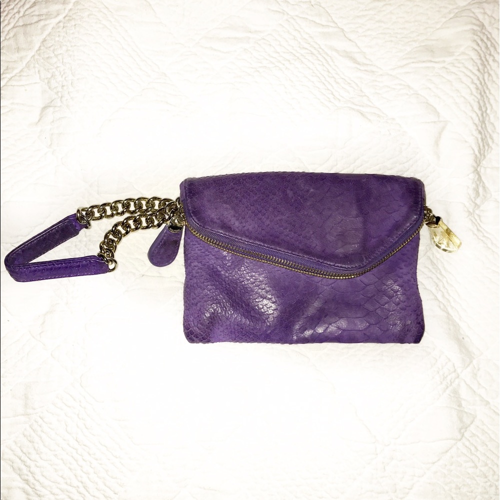 Henri Bendel Wristlet