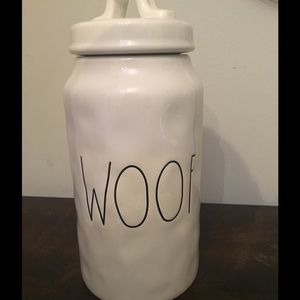 15% 2+ items! RAE DUNN Treat jar