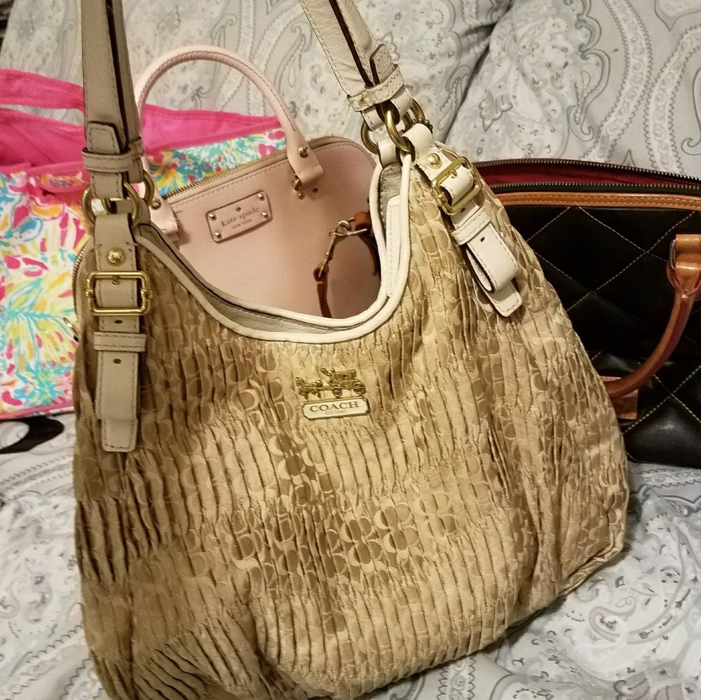 Coach purse white and tan EUC !