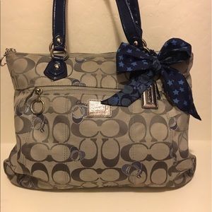 Coach poppy purse