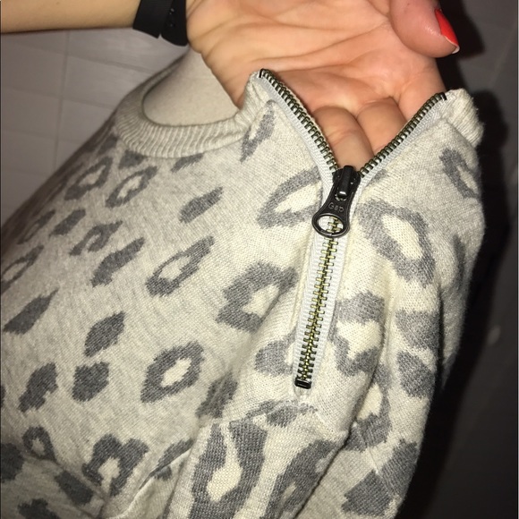 Leopard sweater w/ zipper shoulder *GapKids - XXL* - Picture 3 of 4
