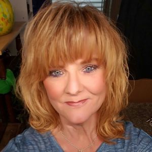 Meet your Posher, Tonya