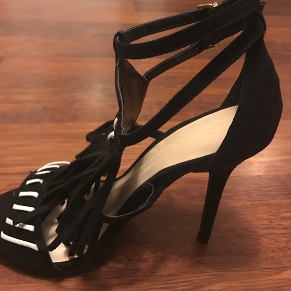 *NWOB* Wild Diva ‘Adele’ Fringe Cage Heels - 7M - 4 inch heel - Picture 6 of 8